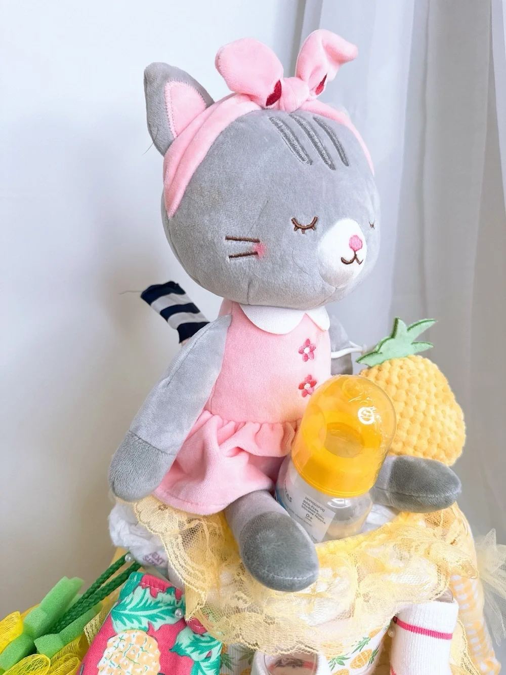 Pineapple Diaper Cake, Cat Diaper Cake, Fruit Theme